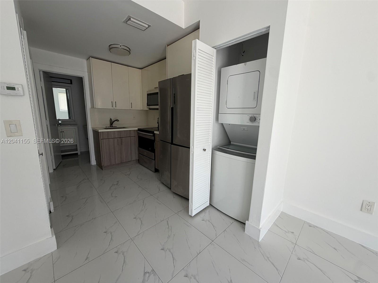 111 Southwest 11th Avenue, Unit 5 Miami, FL 33130 - Photo 7 of 11