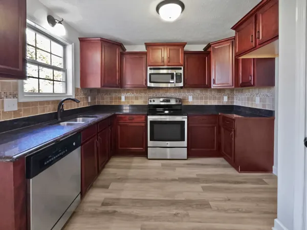 $1,795 | 743 Sleek Fox Drive, Clarksville, TN 37040