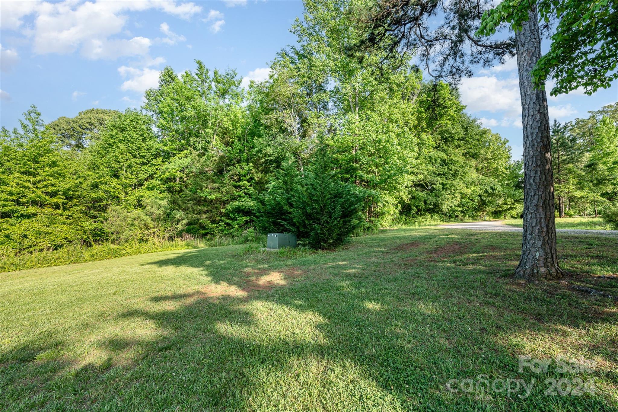 6720 Tuckaseegee Road Kannapolis, NC 28081 - Photo 6 of 16 a view of outdoor space and yard