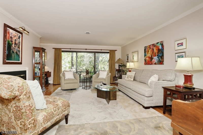 504 Aspen Lane Wyckoff, NJ 07481 - Photo 10 of 40