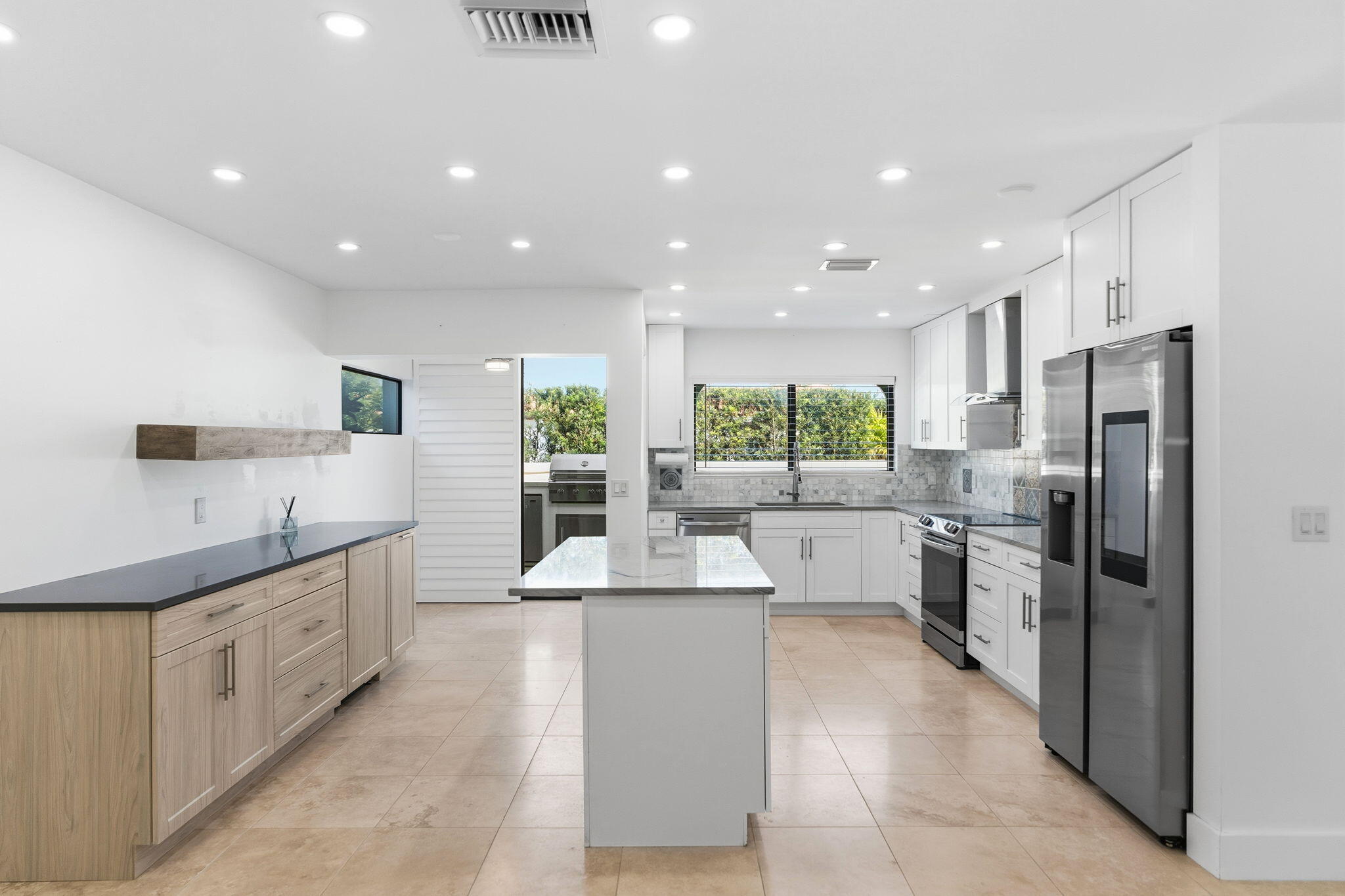 1484 Vía Del Sol Jupiter, FL 33477 - Photo 10 of 23 37-web-or-mls-SMG01079