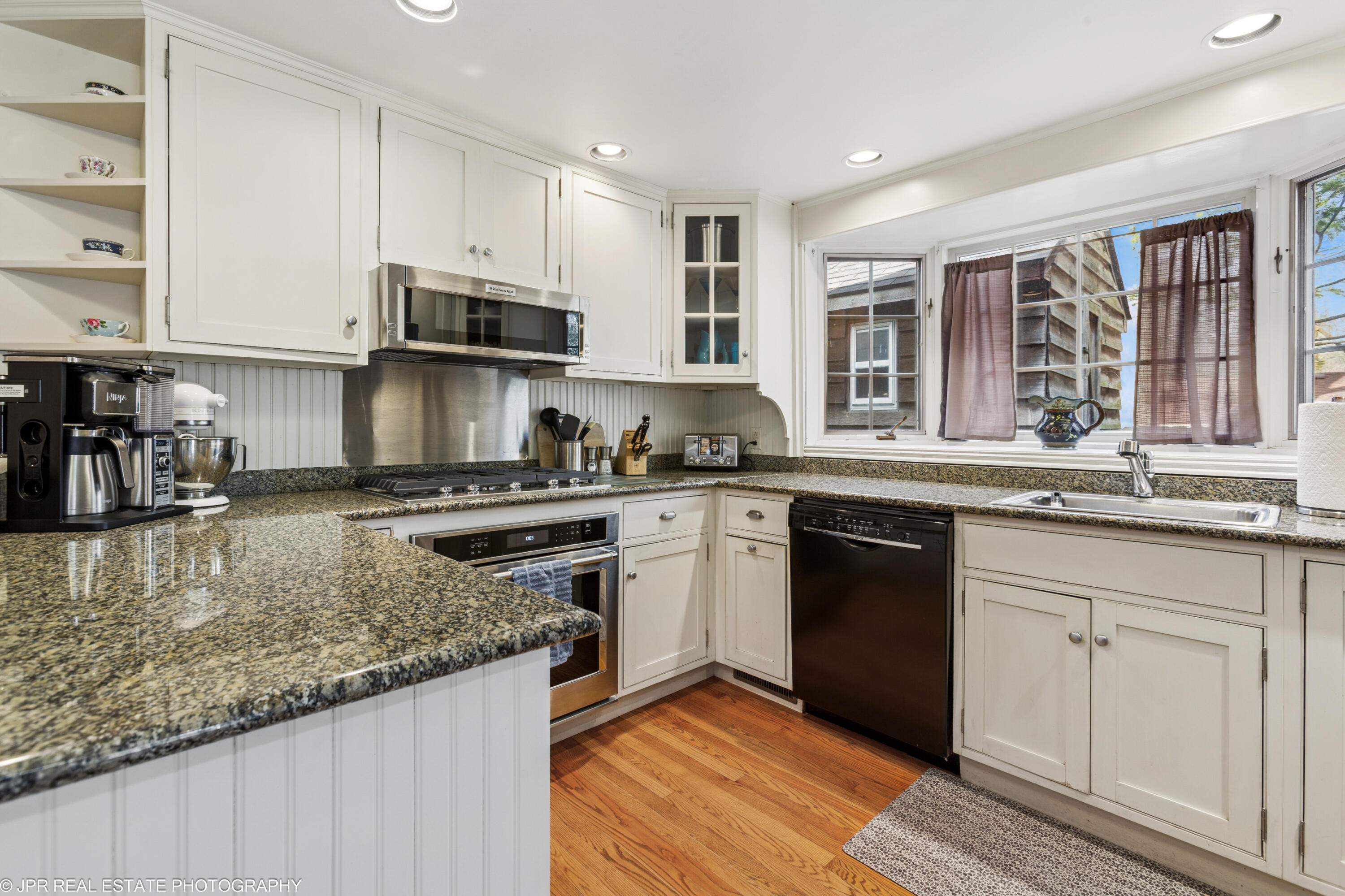 7541 Harbert Road Harbert, MI 49115 - Photo 8 of 20 Kitchen