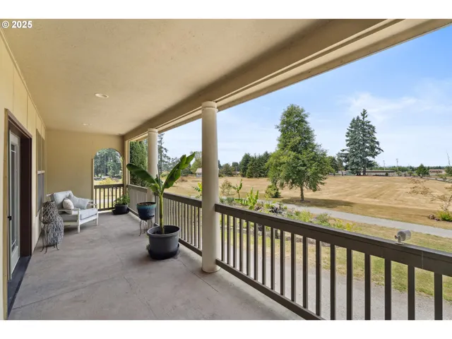 $1,350,000 | 10168 Stayton Road Southeast, Aumsville, OR 97325