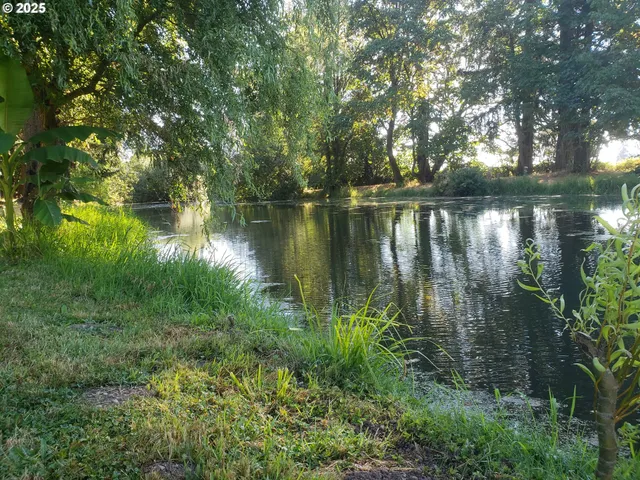 $1,350,000 | 10168 Stayton Road Southeast, Aumsville, OR 97325