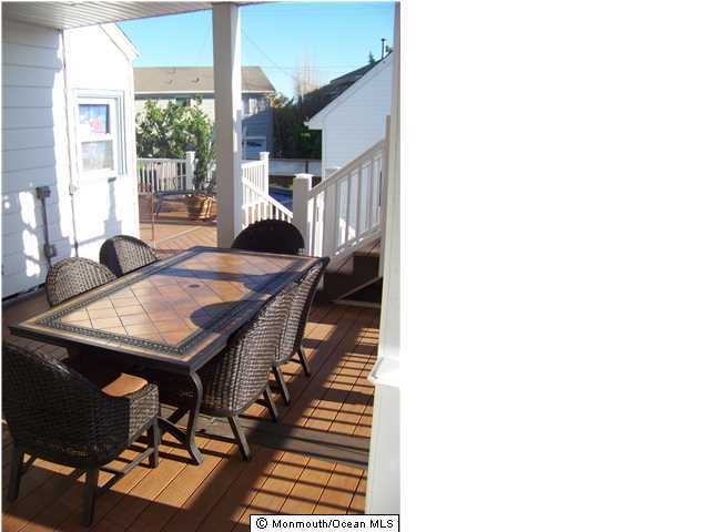 201 Forman Avenue Point Pleasant Beach, NJ 08742 - Photo 25 of 25 a view of a livingroom with furniture and window