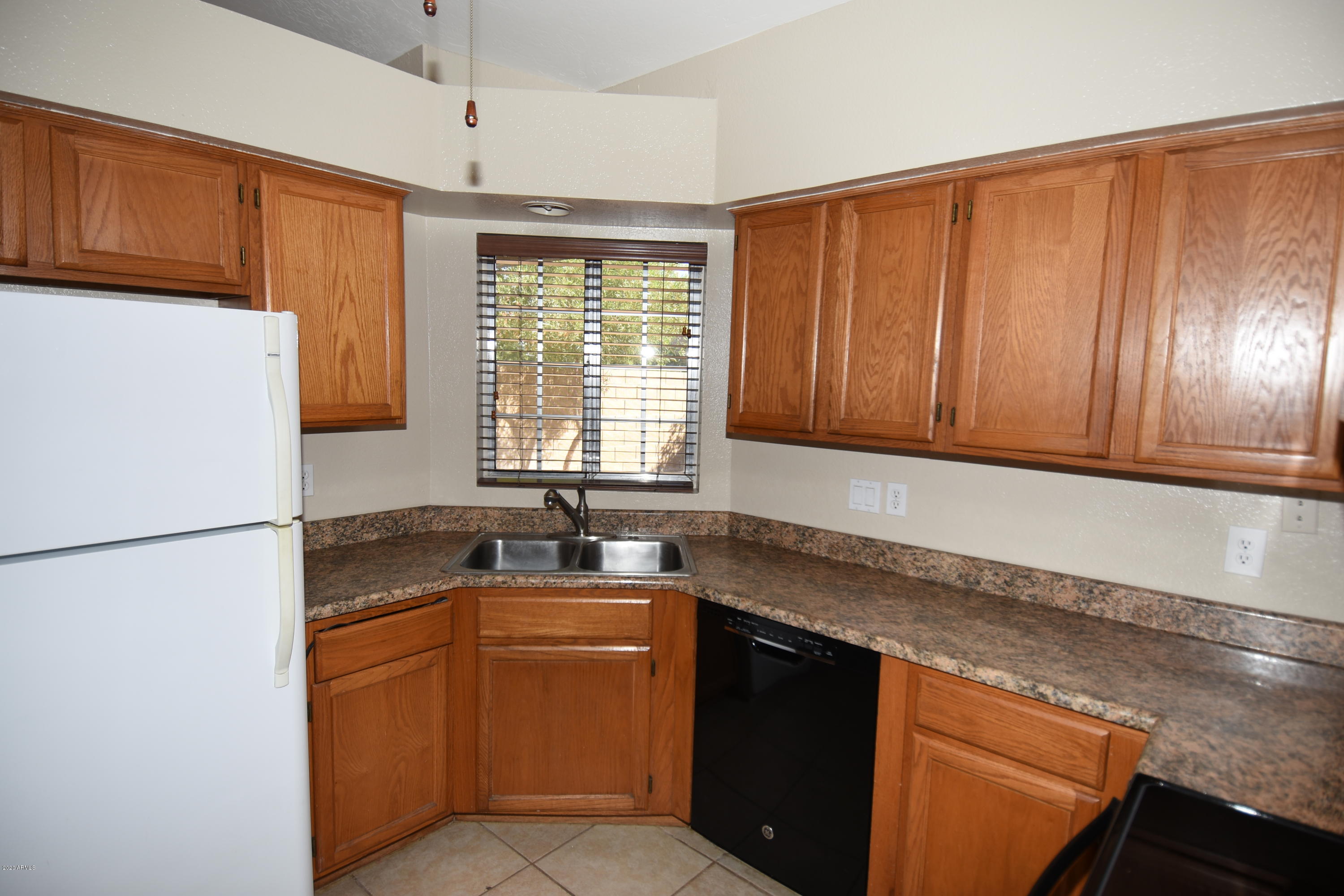 3134 East McKellips Road, Unit 38 Mesa, AZ 85213 - Photo 5 of 20 3134 E McKellips Rd 382559
