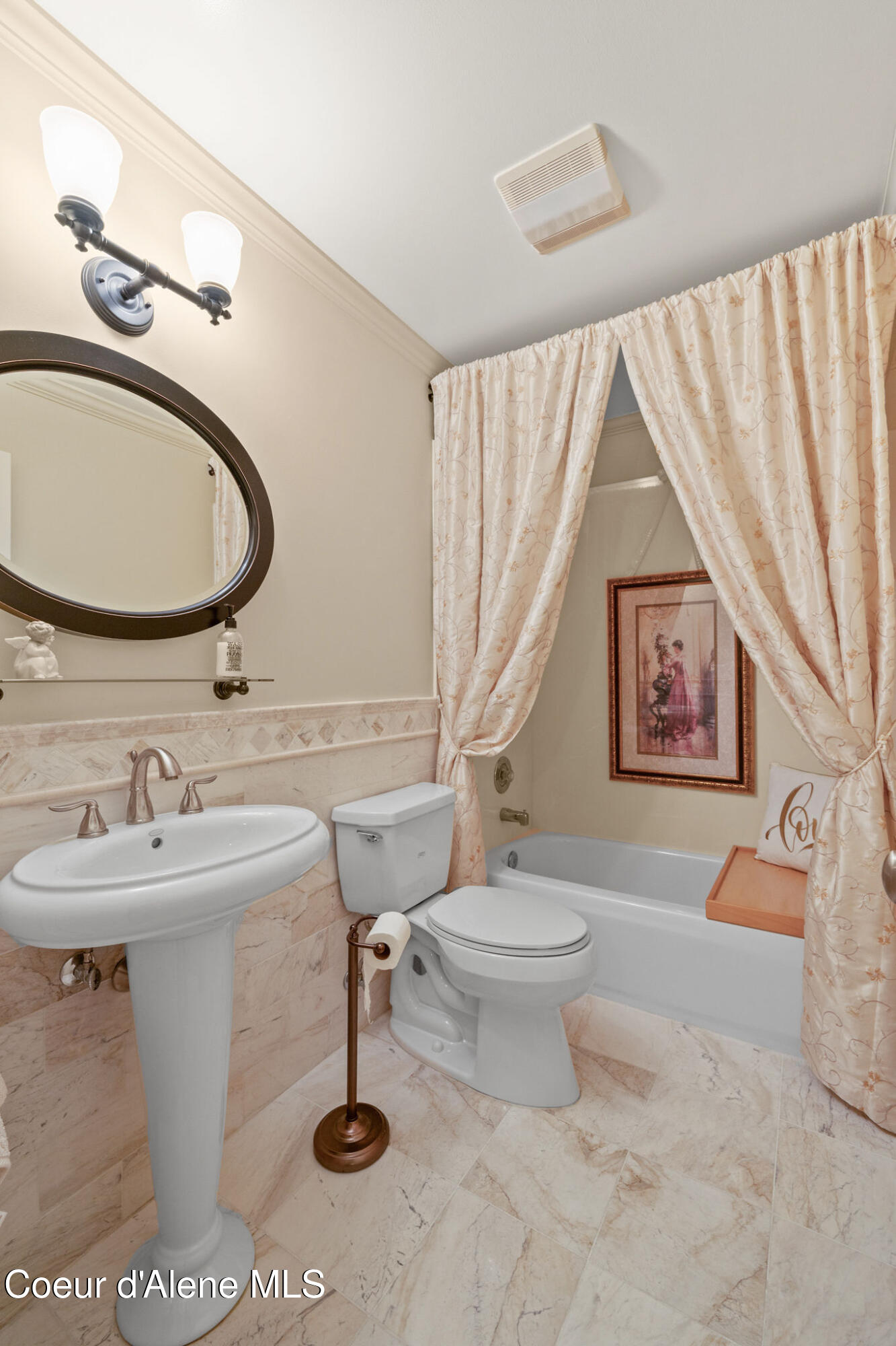 5040 Inverness Drive Post Falls, ID 83854 - Photo 21 of 54 Bathroom #2