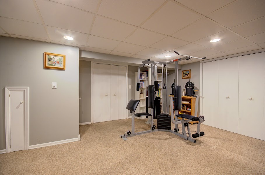 23019 South Kent Road Channahon, IL 60410 - Photo 24 of 36 a view of a room with gym equipment