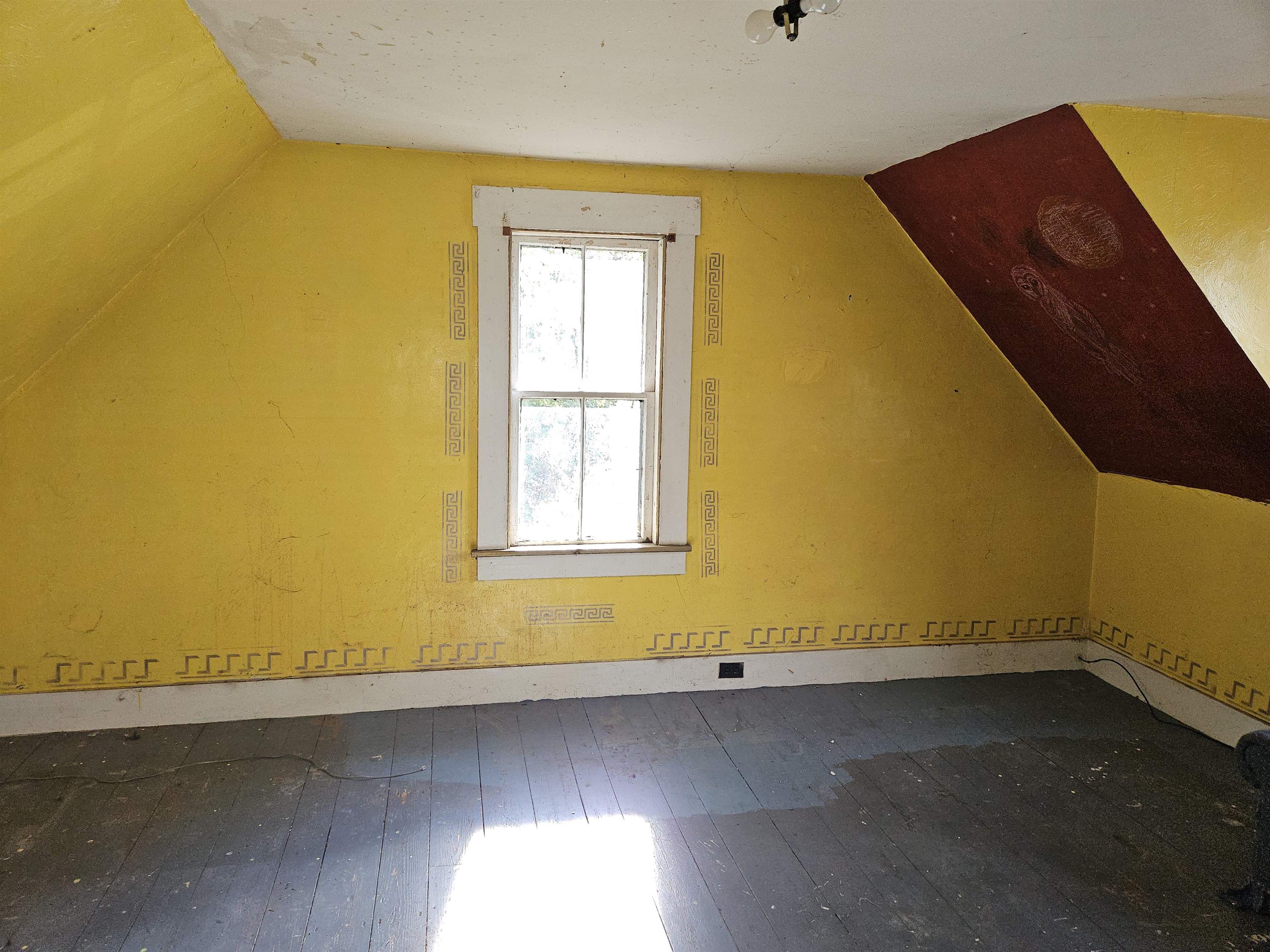 50 South Court Street Haverhill, NH 03785 - Photo 16 of 31