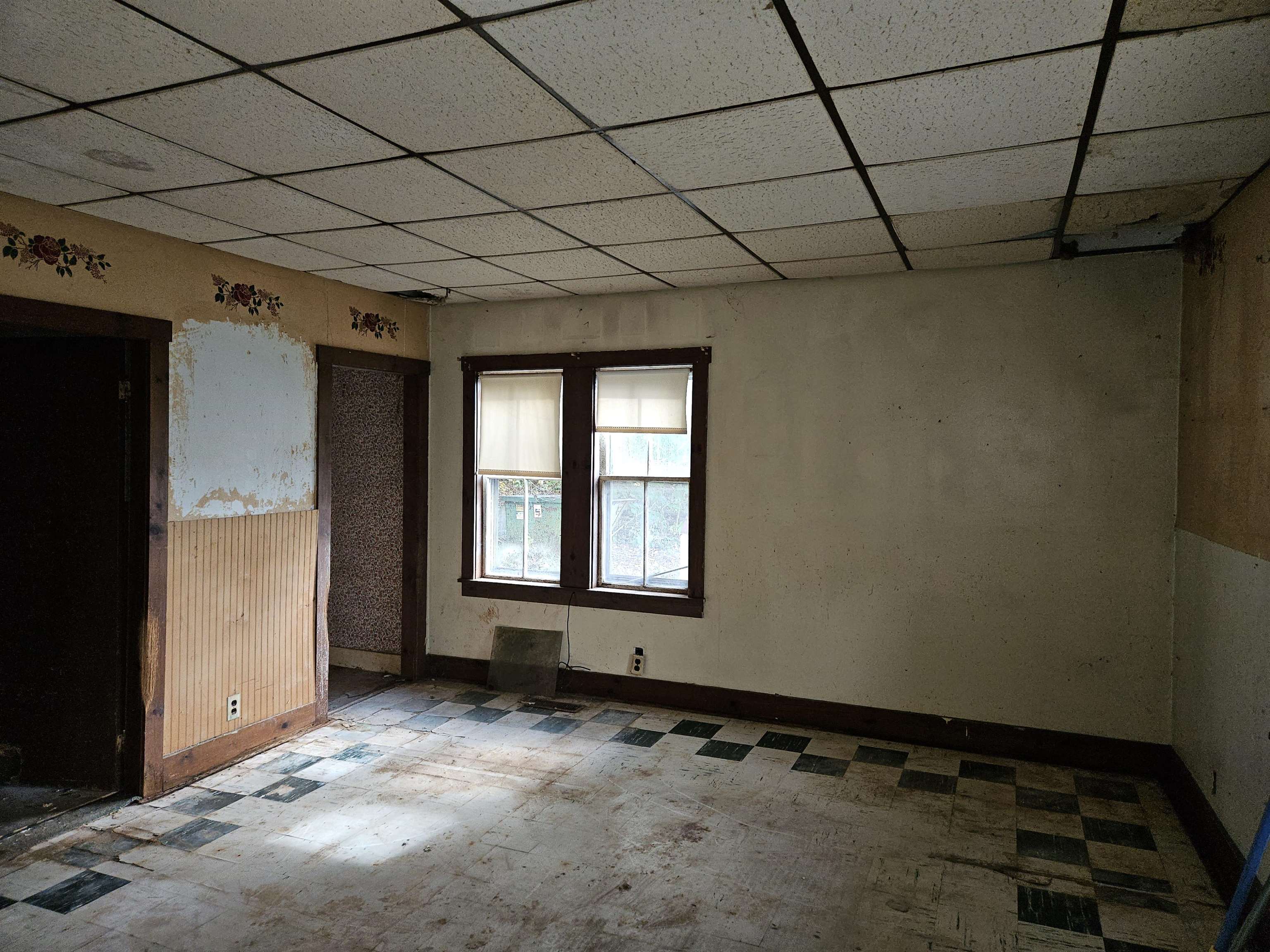 50 South Court Street Haverhill, NH 03785 - Photo 4 of 31