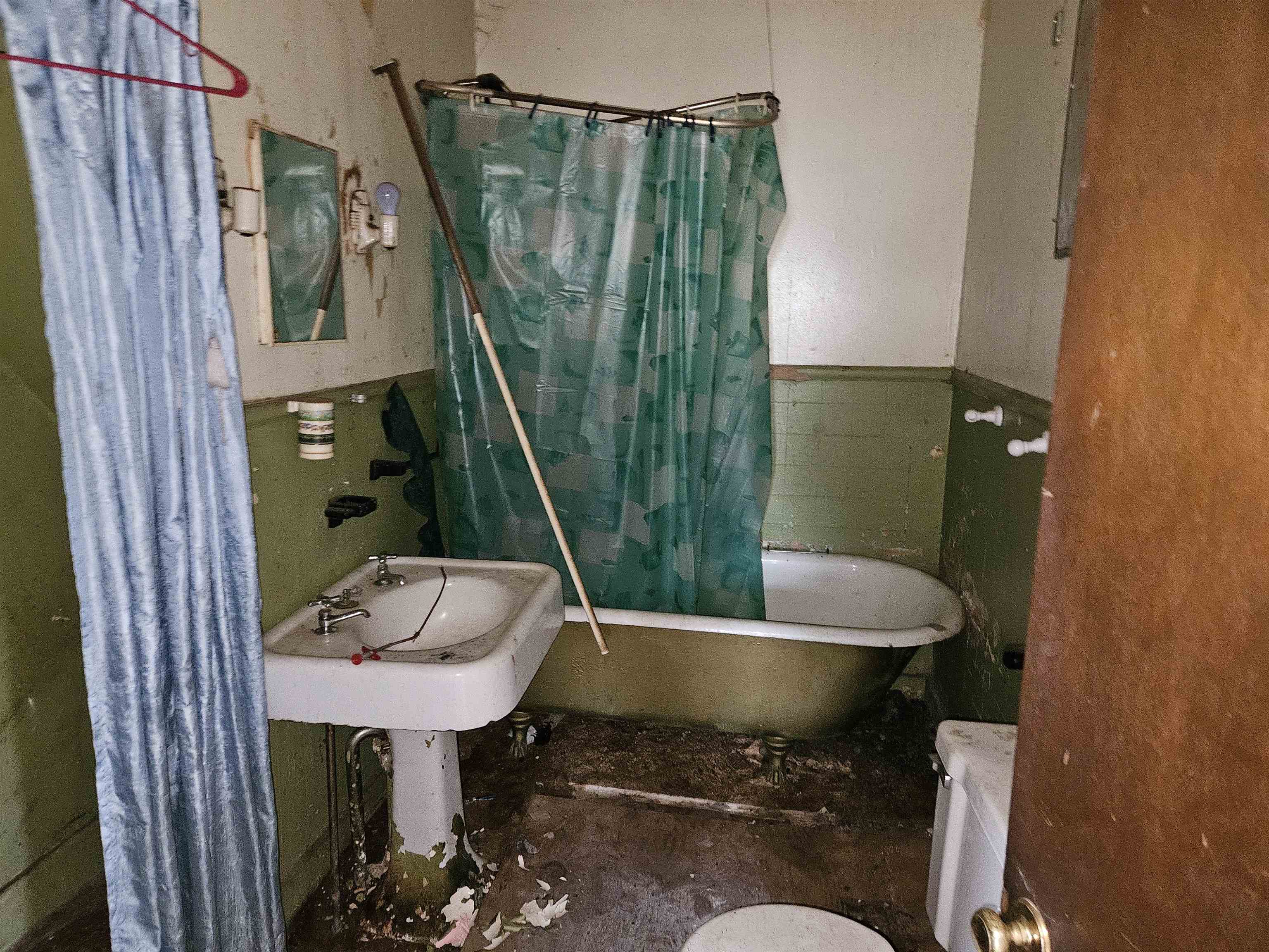 50 South Court Street Haverhill, NH 03785 - Photo 8 of 31