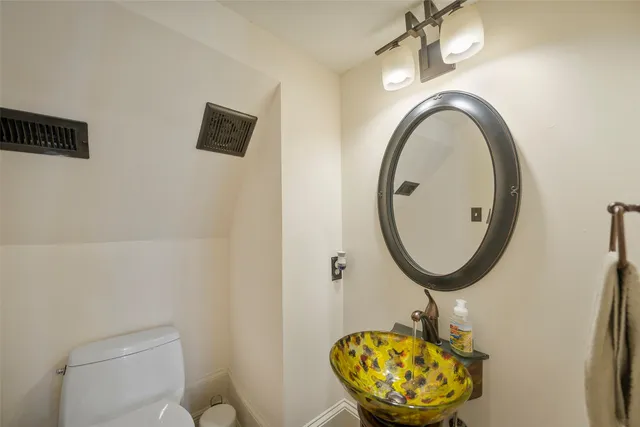 $3,800 | 14311 Islandwoods Drive, Houston, TX 77095