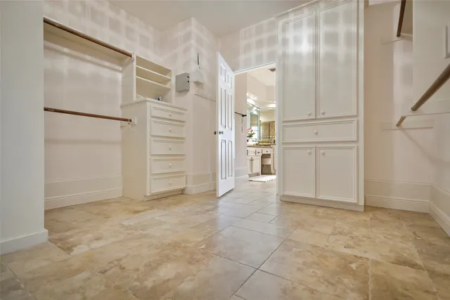 $3,800 | 14311 Islandwoods Drive, Houston, TX 77095