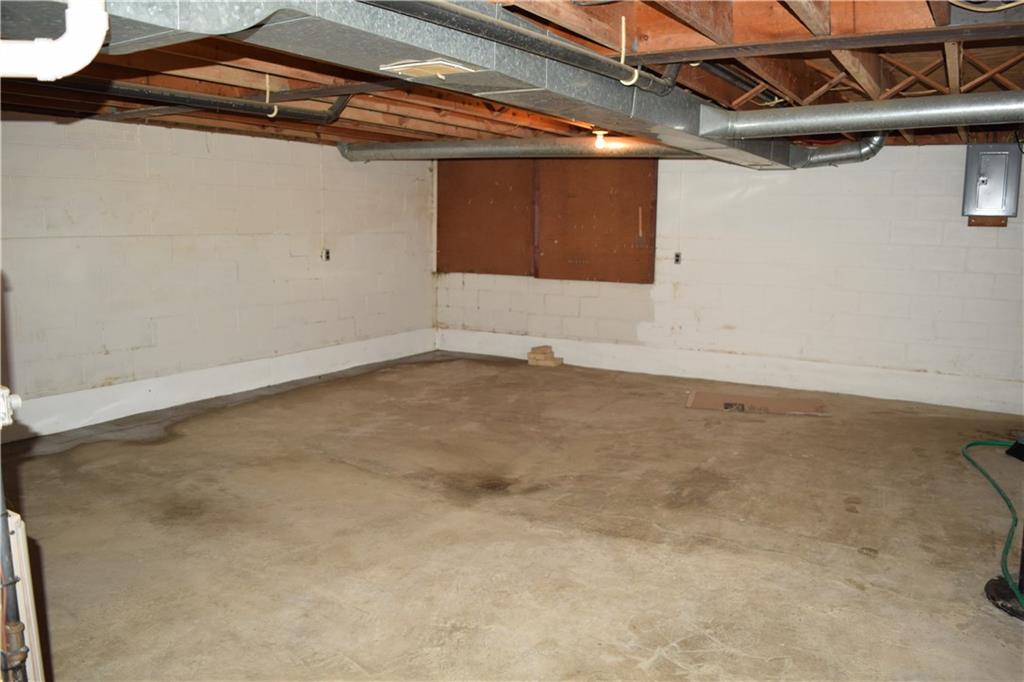 2126 Beaver Road Ambridge, PA 15003 - Photo 16 of 21 Gallery Image 16
