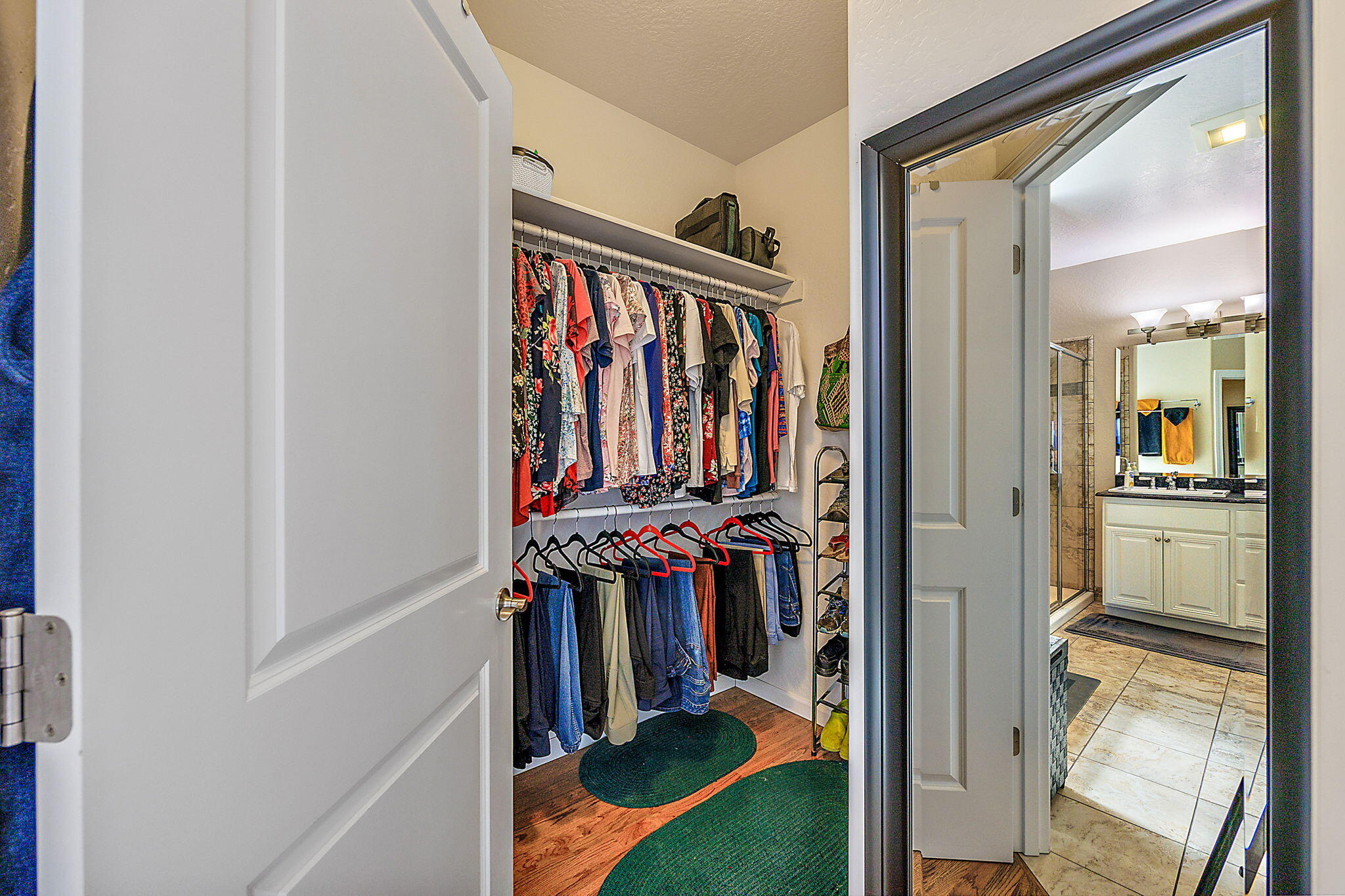 1011 Wren Ridge Drive Eagle Point, OR 97524 - Photo 62 of 89 Primary Suite - Walk-in Closets