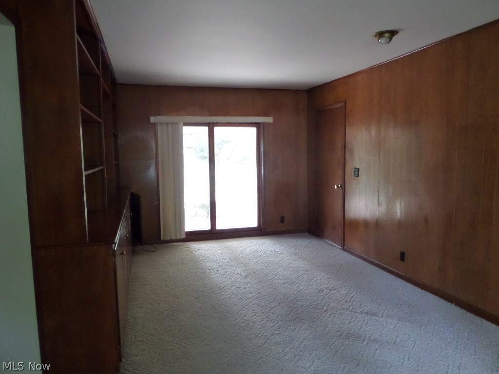 3442 Surrey Road Southeast Warren, OH 44484 - Photo 14 of 34 Gallery Image 14