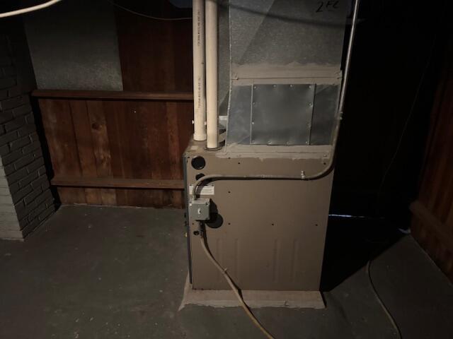 4049 North Elmhurst Road, Unit 4051 Milwaukee, WI 53216 - Photo 13 of 17 15