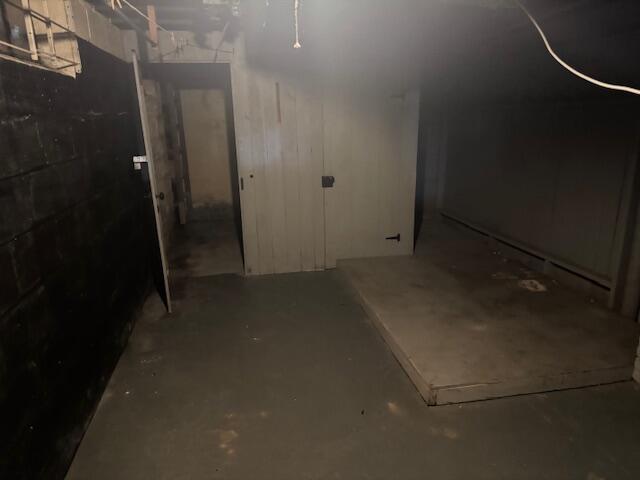 4049 North Elmhurst Road, Unit 4051 Milwaukee, WI 53216 - Photo 14 of 17 16