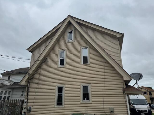 4049 North Elmhurst Road, Unit 4051 Milwaukee, WI 53216 - Photo 15 of 17 4