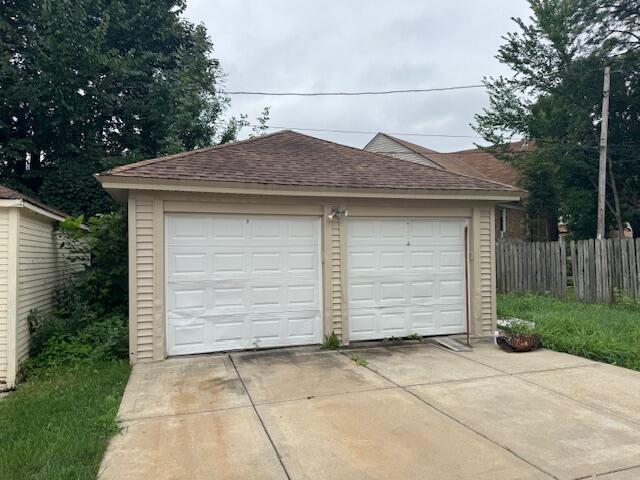 4049 North Elmhurst Road, Unit 4051 Milwaukee, WI 53216 - Photo 17 of 17 3