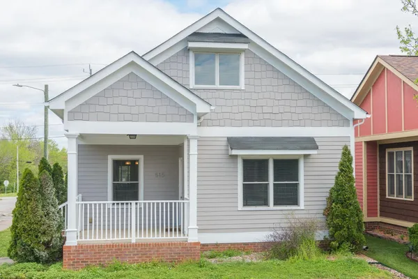 $2,345 | 515 East 18th Street, Chattanooga, TN 37408