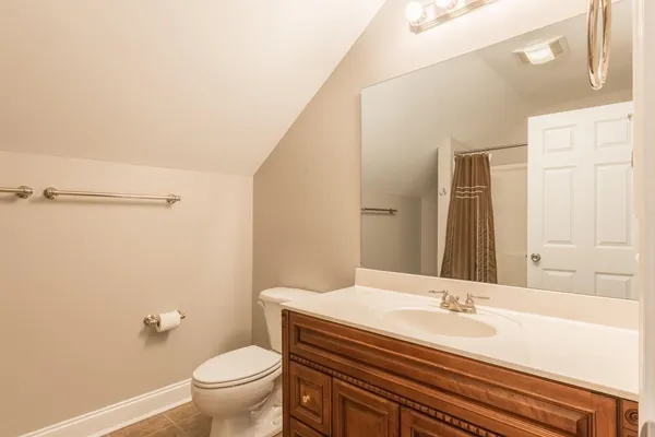 $2,345 | 515 East 18th Street, Chattanooga, TN 37408