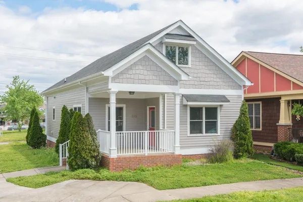 $2,345 | 515 East 18th Street, Chattanooga, TN 37408