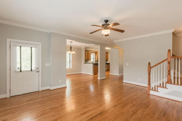 $2,345 | 515 East 18th Street, Chattanooga, TN 37408