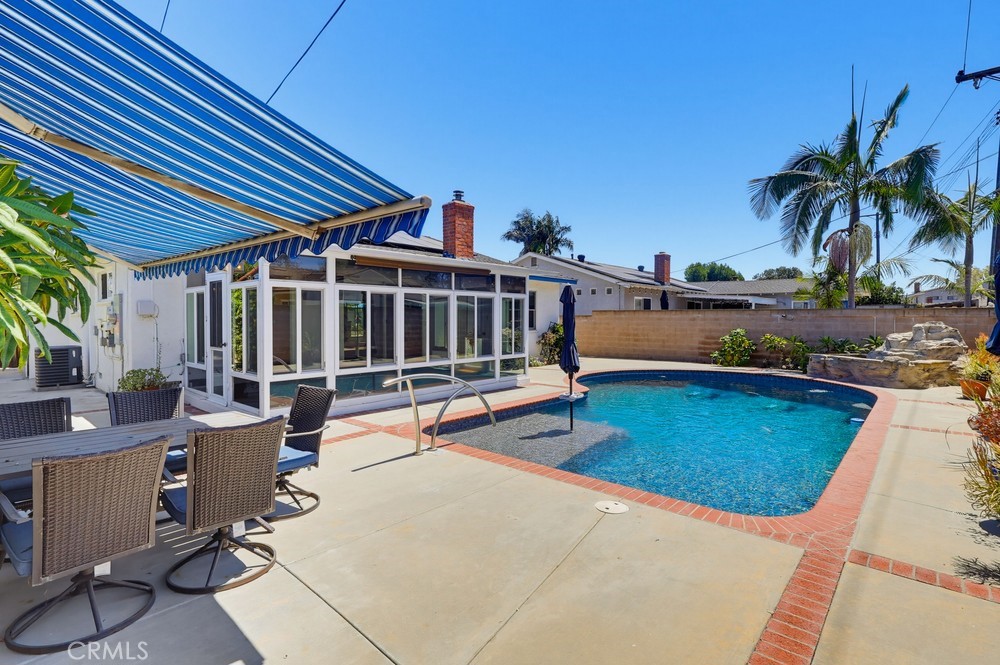 861 East Roxanne Way Long Beach, CA 90815 - Photo 35 of 44 Gallery Image 35