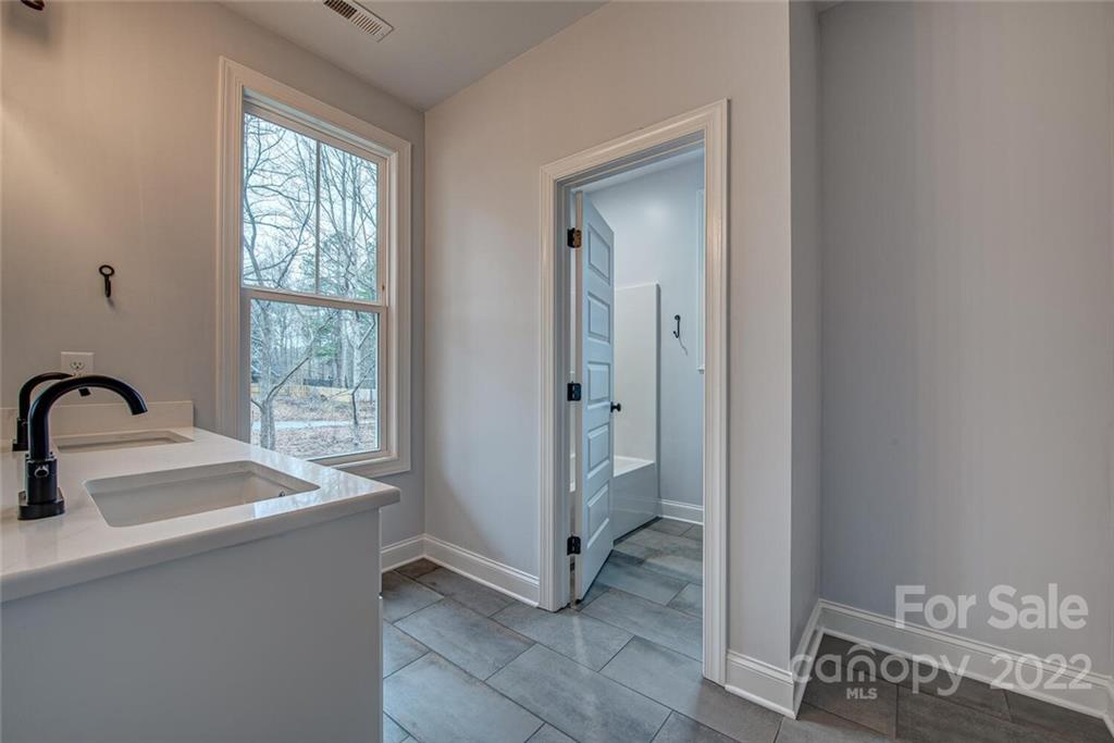525 Cramerton Road Gastonia, NC 28056 - Photo 8 of 34 Gallery Image 8
