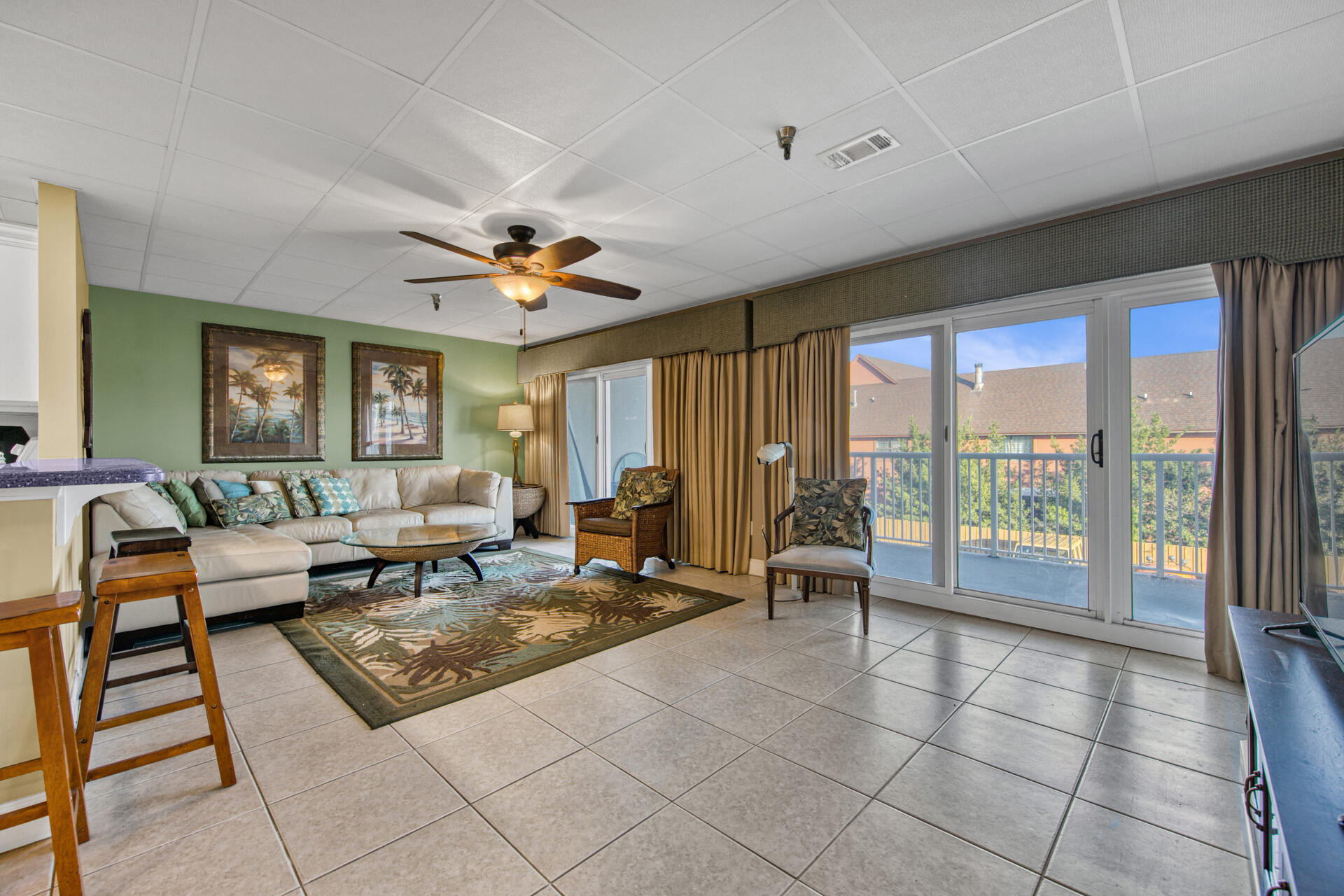 197 Durango Road, Unit 2B Destin, FL 32541 - Photo 8 of 30 Large living area