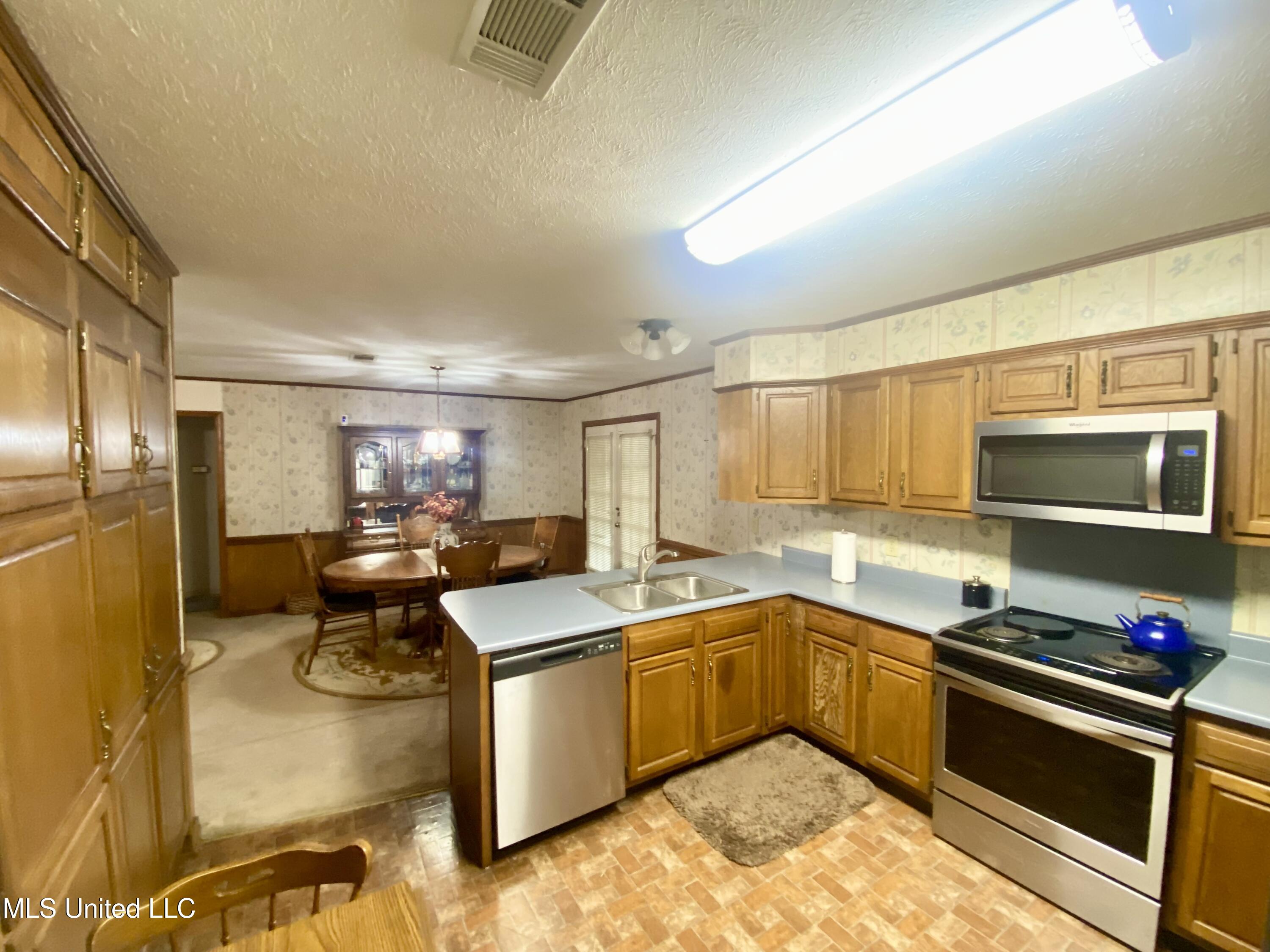 100 Travis Drive Crystal Springs, MS 39059 - Photo 17 of 48 IMG_4445