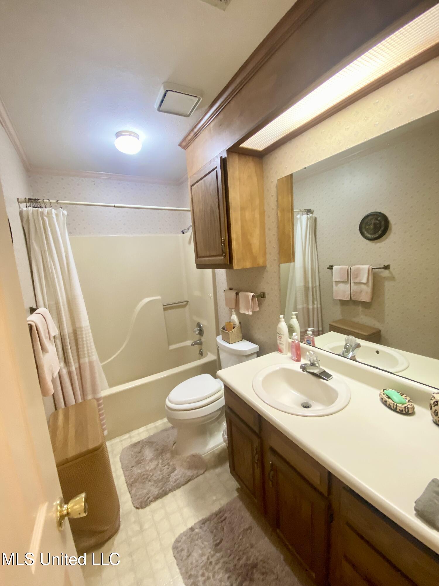 100 Travis Drive Crystal Springs, MS 39059 - Photo 35 of 48 IMG_4461