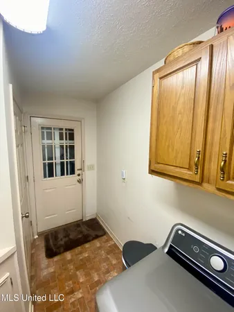 $190,000 | 100 Travis Drive, Crystal Springs, MS 39059