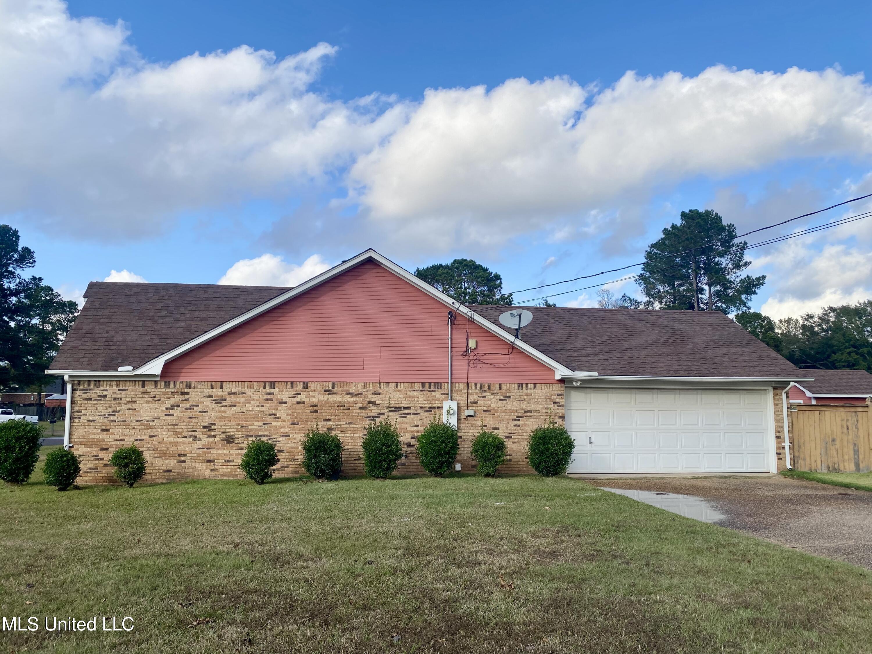 100 Travis Drive Crystal Springs, MS 39059 - Photo 4 of 48 IMG_4479