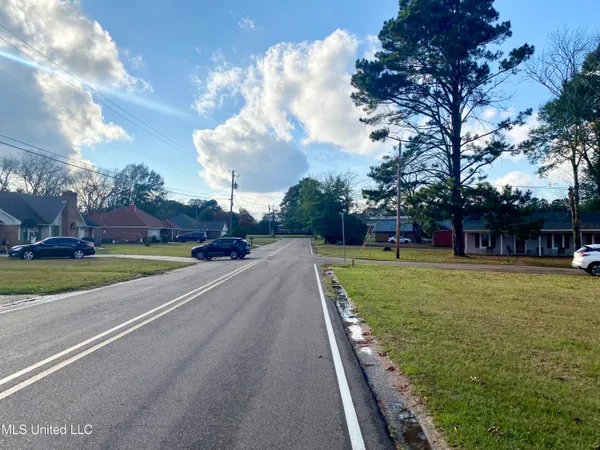 $190,000 | 100 Travis Drive, Crystal Springs, MS 39059