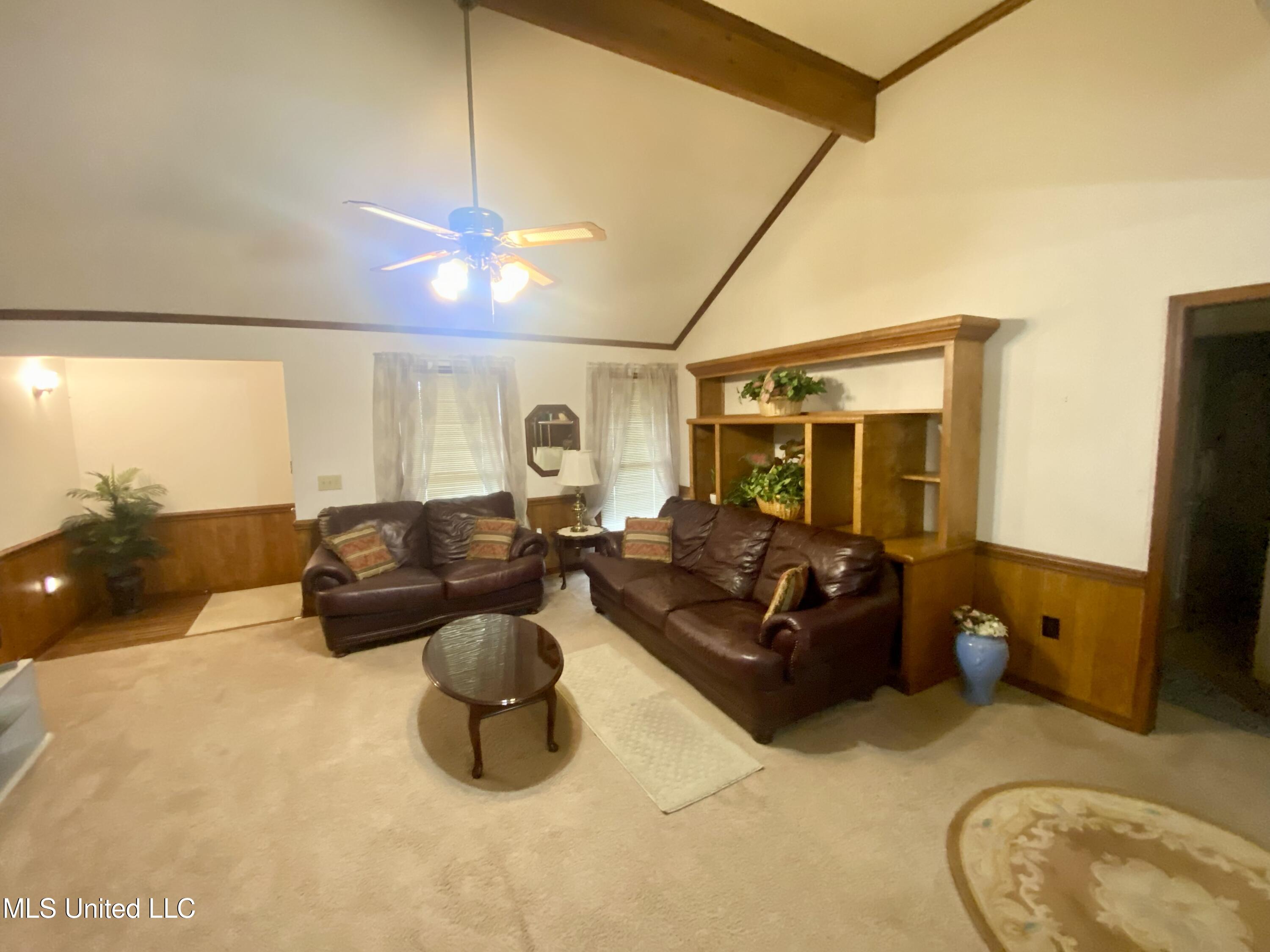 100 Travis Drive Crystal Springs, MS 39059 - Photo 7 of 48 IMG_4437