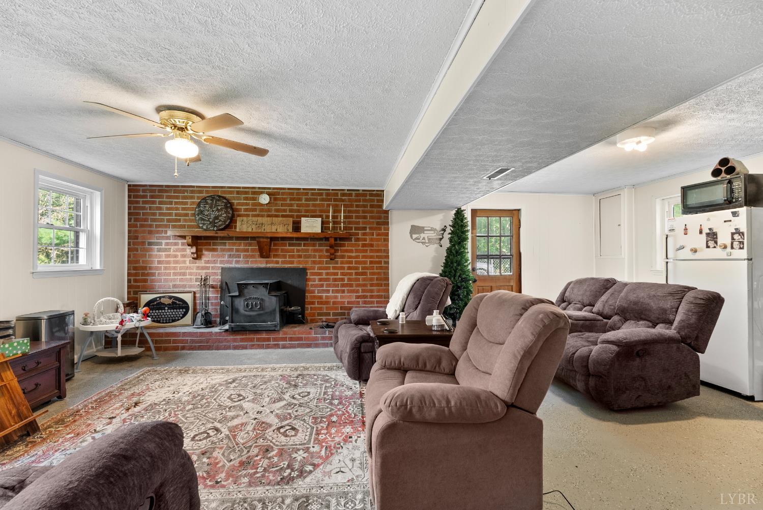 3745 Horseshoe Road Appomattox, VA 24522 - Photo 26 of 38