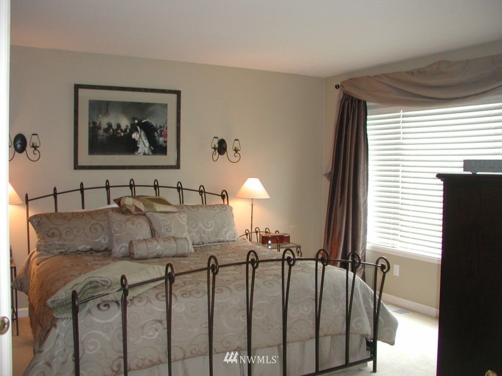 3920 209th Place Southeast Bothell, WA 98021 - Photo 14 of 25