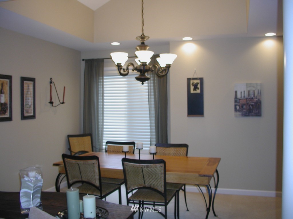 3920 209th Place Southeast Bothell, WA 98021 - Photo 7 of 25