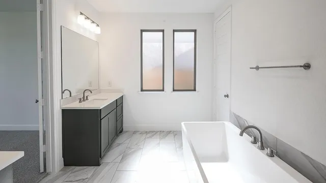 $549,900 | 315 Prickly Poppy Loop, Kyle, TX 78640