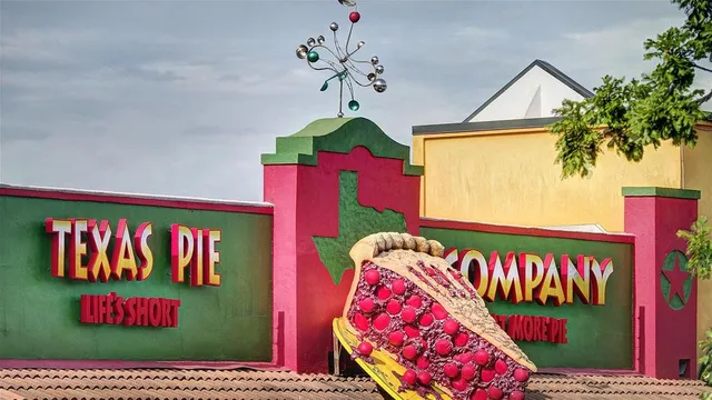 $549,900 | 315 Prickly Poppy Loop, Kyle, TX 78640