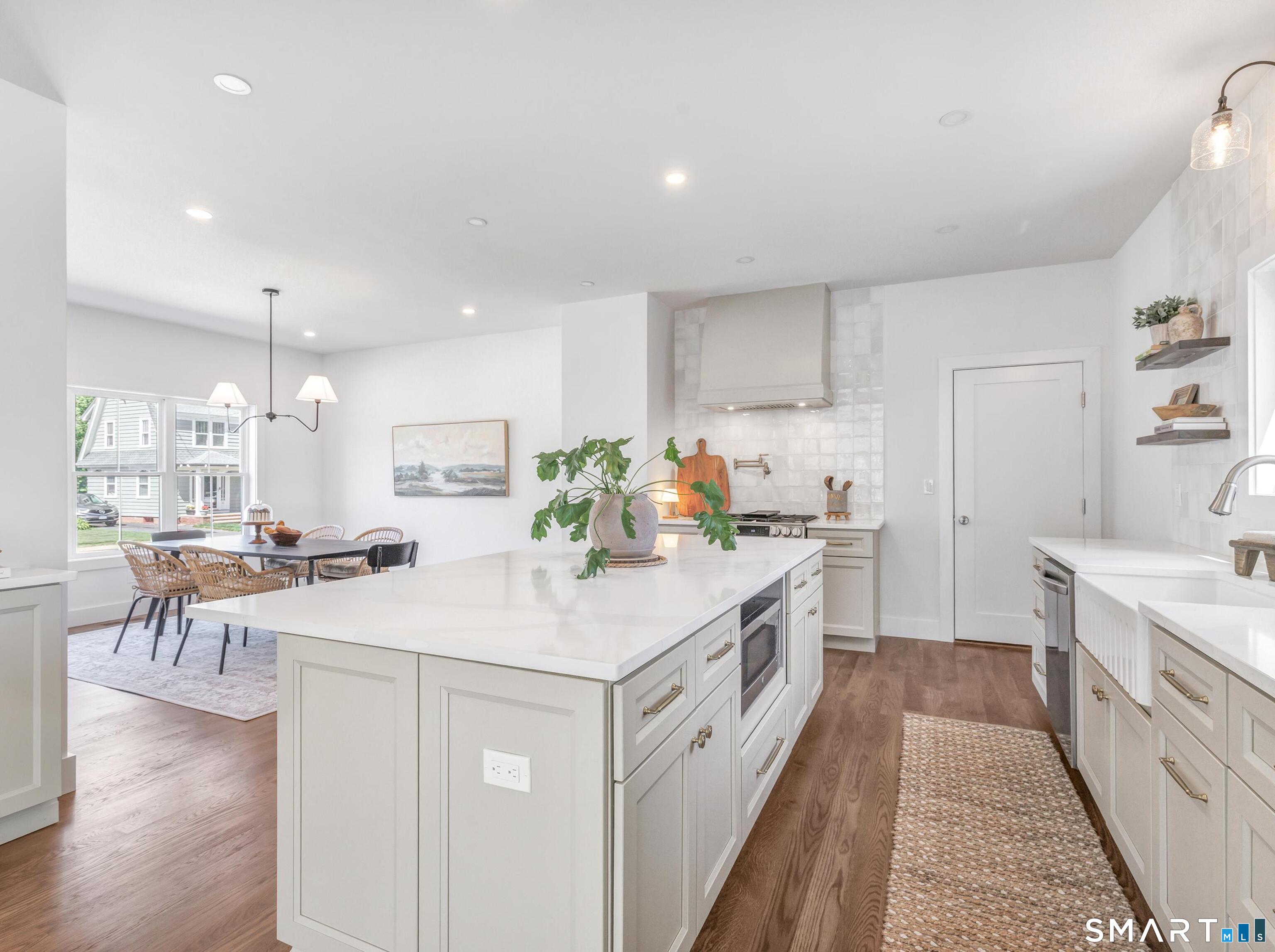 39 Commodore Place Milford, CT 06460 - Photo 10 of 40