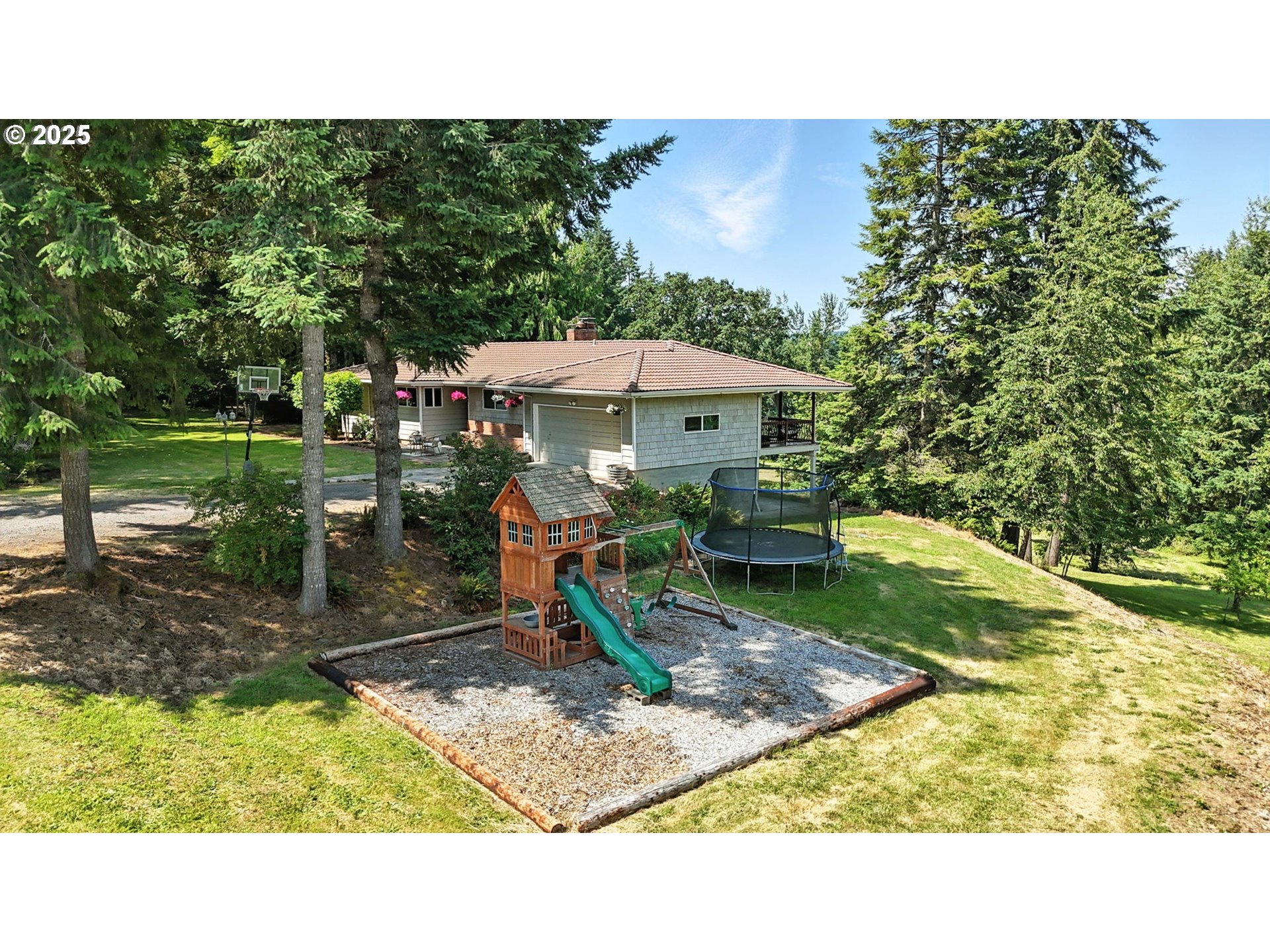 30083 Southeast Cemetery Road Estacada, OR 97023 - Photo 22 of 28 a view of a backyard