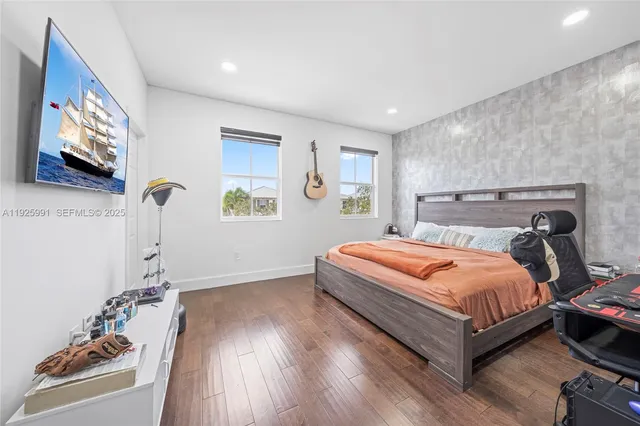 $1,245,000 | 6933 Northwest 104th Court, Doral, FL 33178