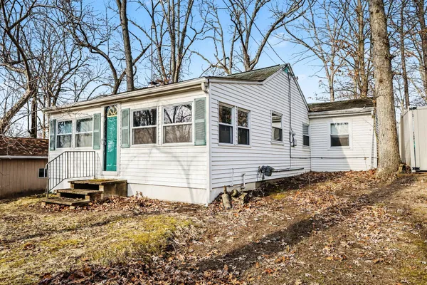 $219,900 | 211 North Drive, Brooklyn, MI 49230