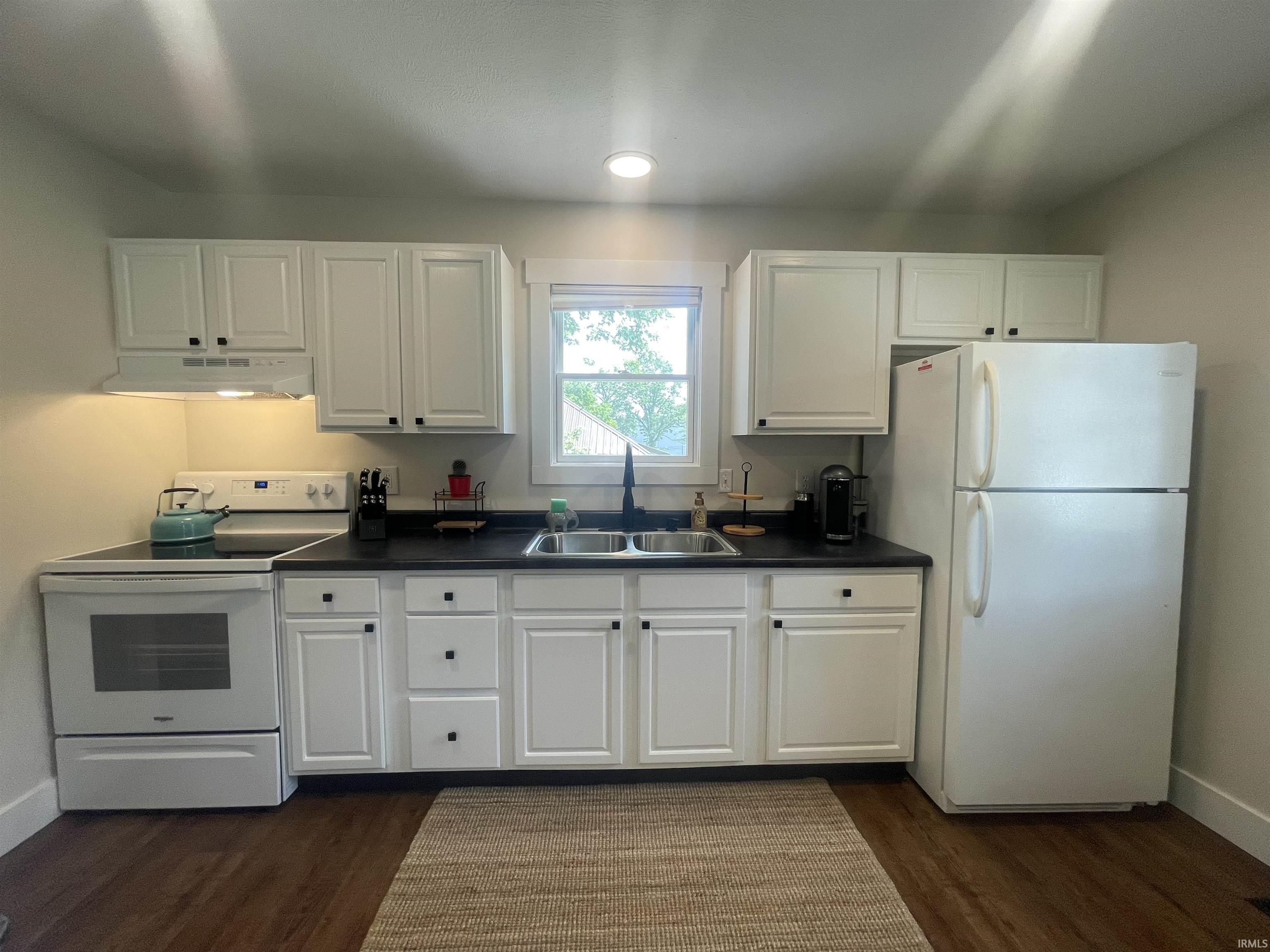 2022 7th Street Bedford, IN 47421 - Photo 5 of 17