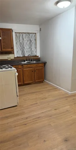 $1,600 | 6 Ulster Place, Unit 1, Port Jervis, NY 12771