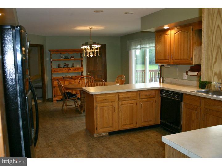 733 Juliustown Georgetown Road Jobstown, NJ 08041 - Photo 9 of 21 Kitchen
