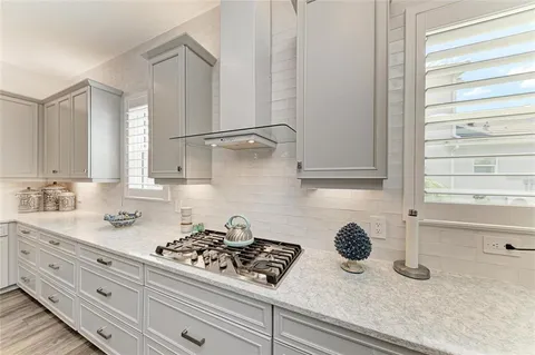 $1,890,000 | 8059 Waterbend Trail, Sarasota, FL 34240